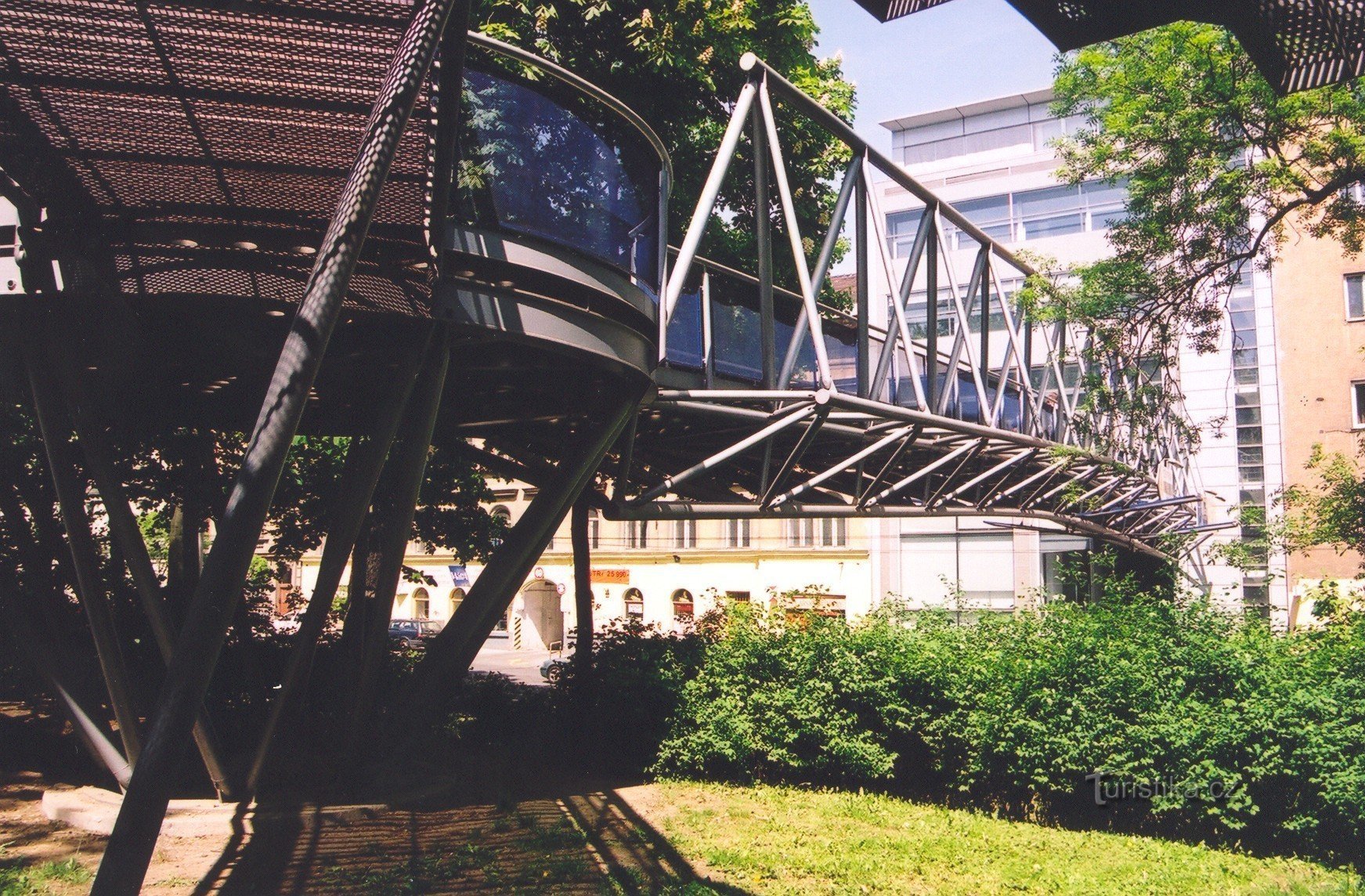 Brno-Koliště - voetgangersbrug