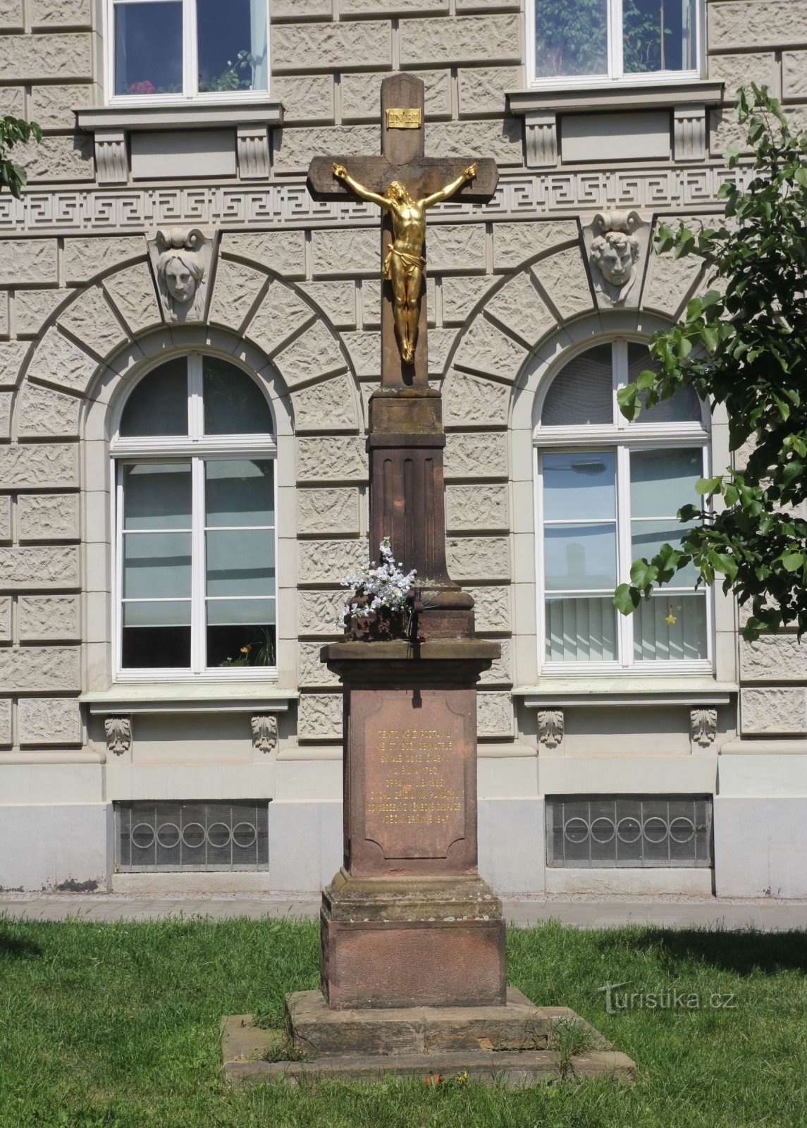 Brno - cross on the corner of Joštovy and Marešovy