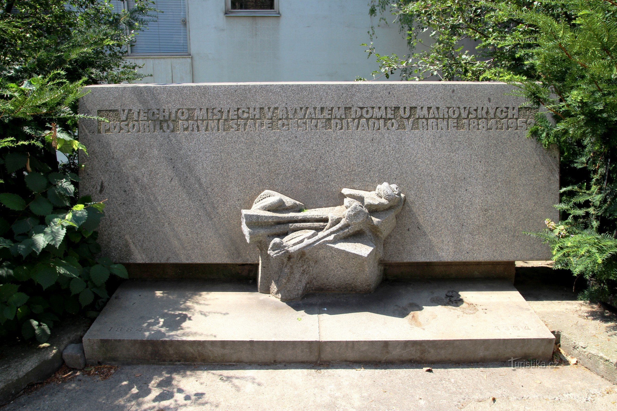 Brno - monumentet til det første tjekkiske teater her