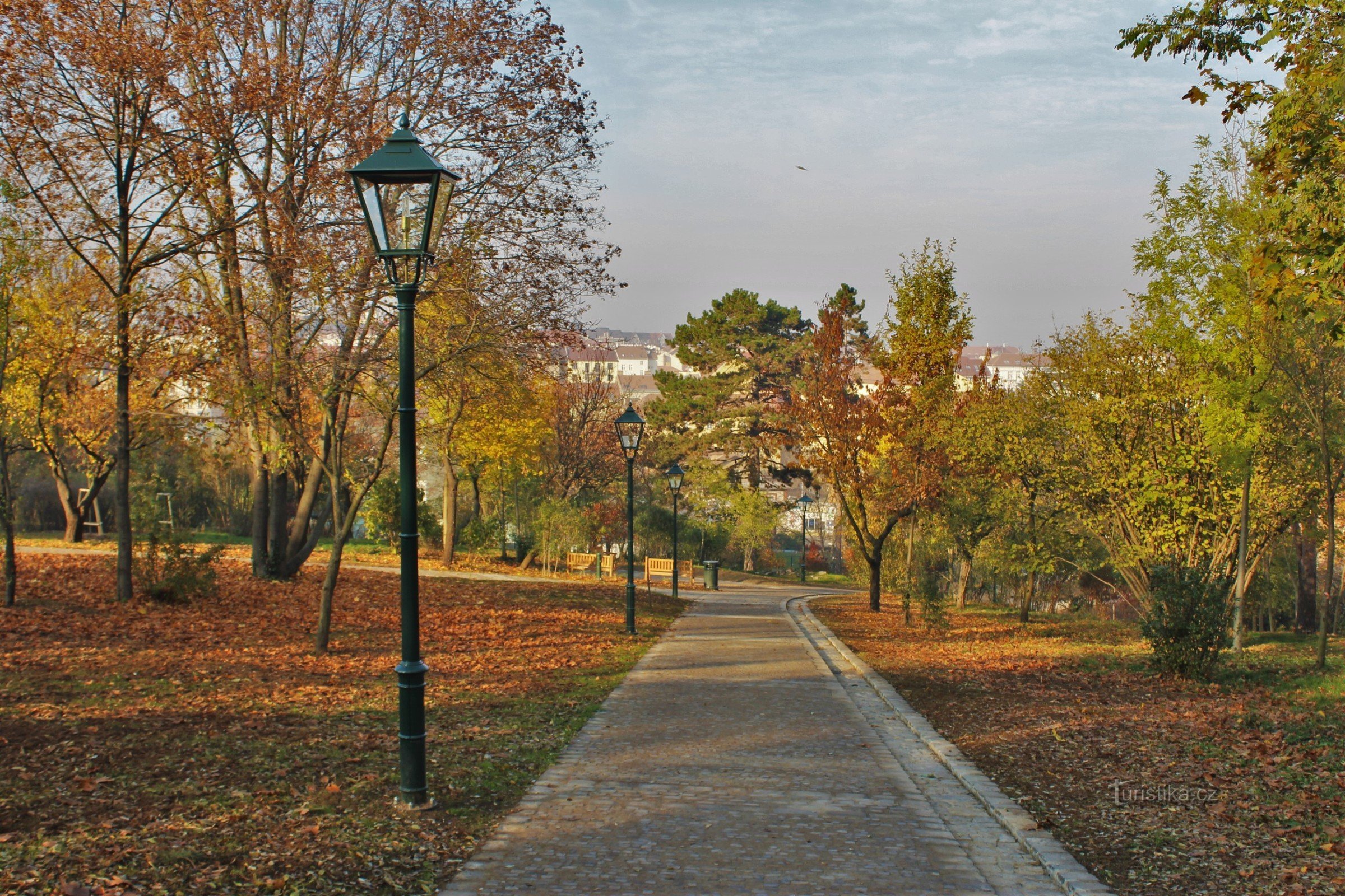 Brno-parken Špilberk - norra tillfartsvägen