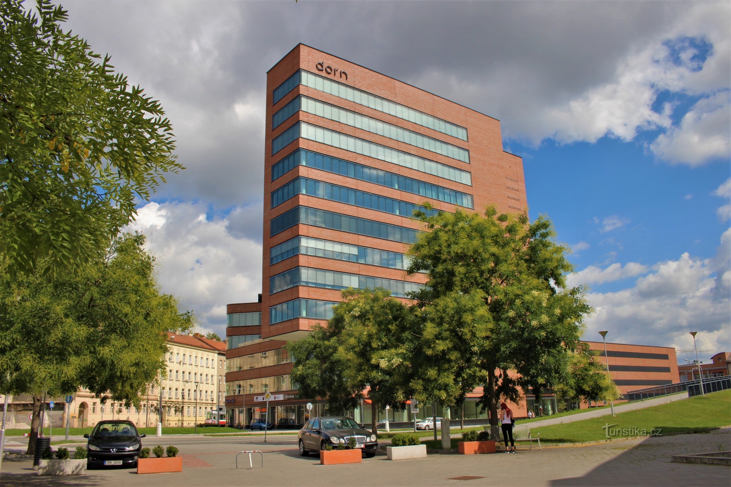 Brno - edificio multifunzionale Dorn