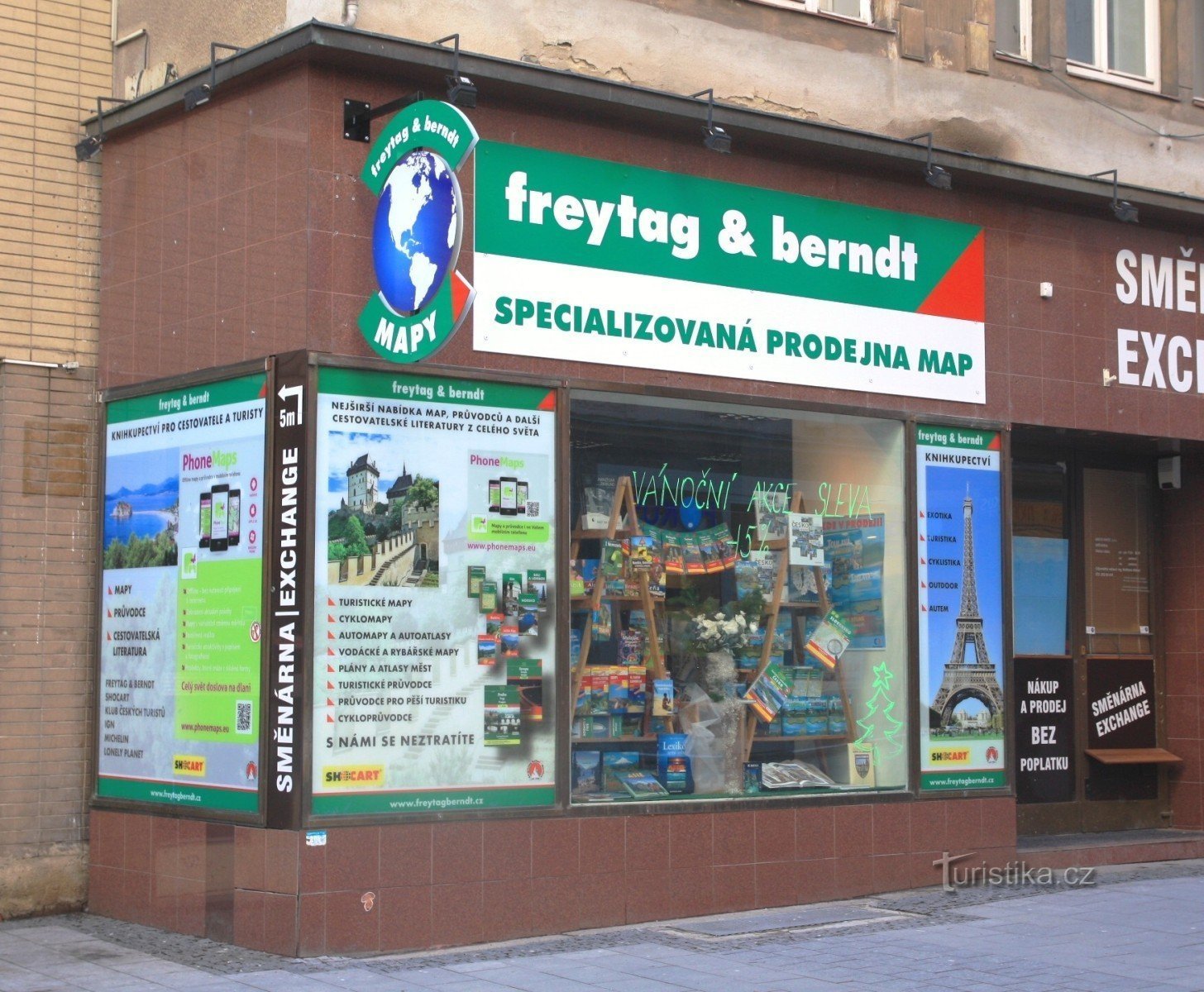 ブルノ - Kobližná通りにある地図専門店