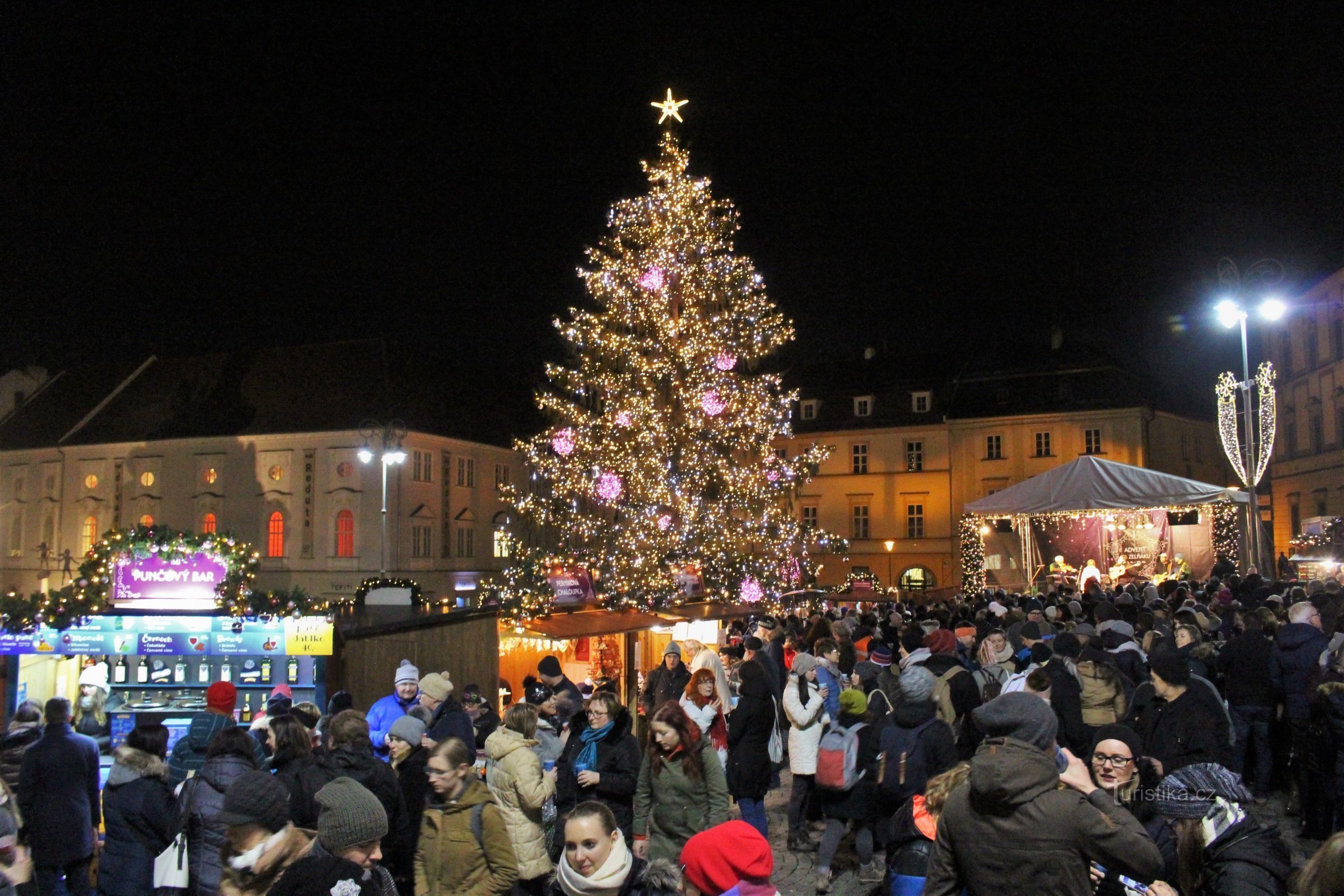 Brno - Giáng sinh tại Zelňák 2018