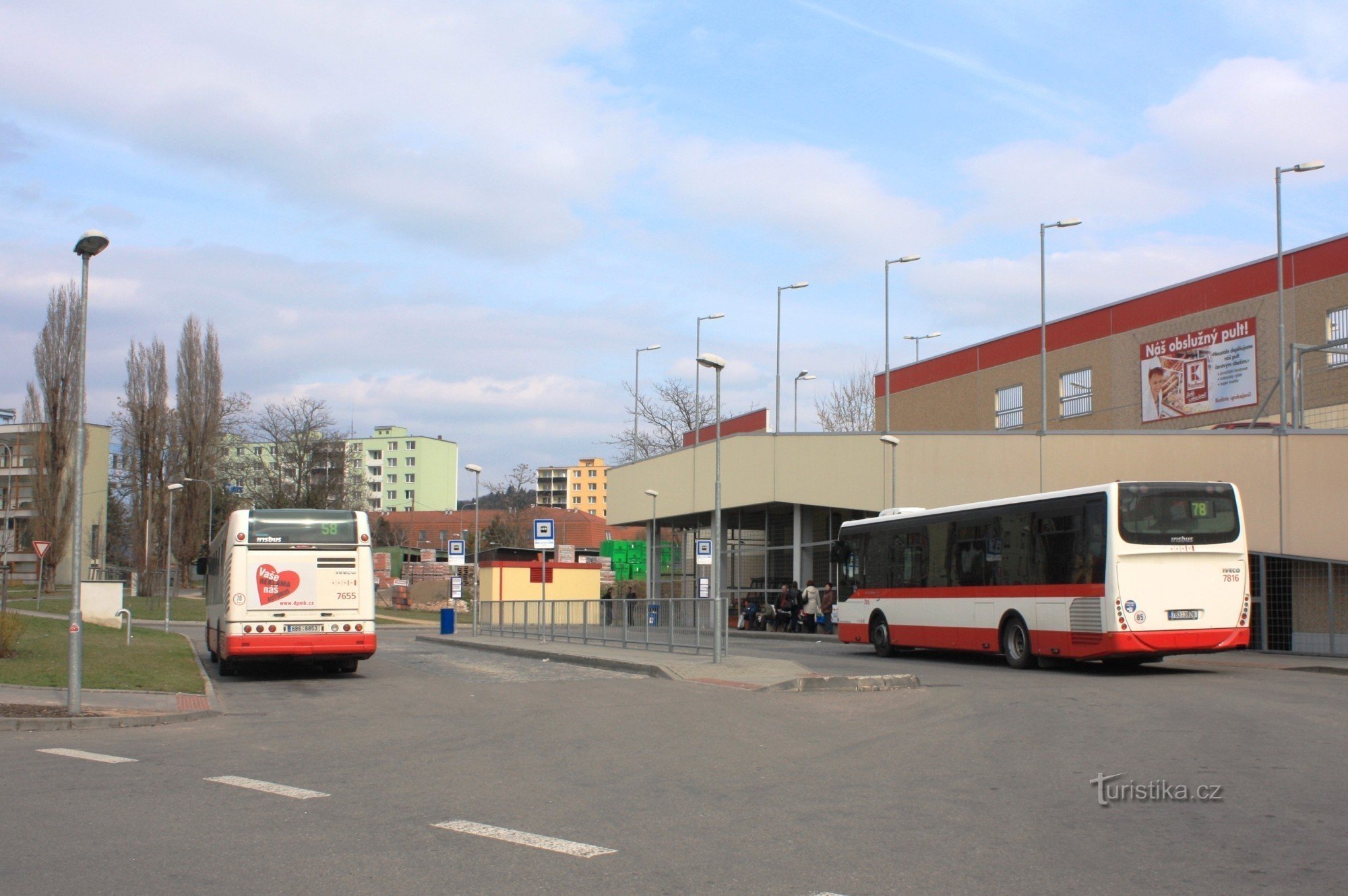 Brno-Židenice - parada de autobús