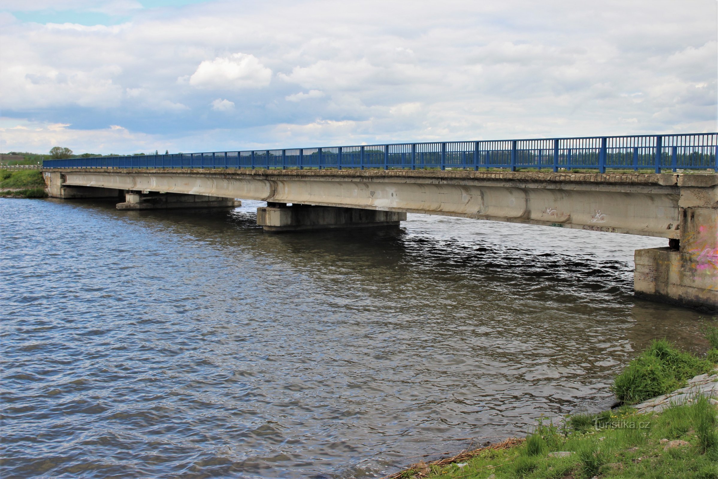 Brod-Brücke auf Dyja