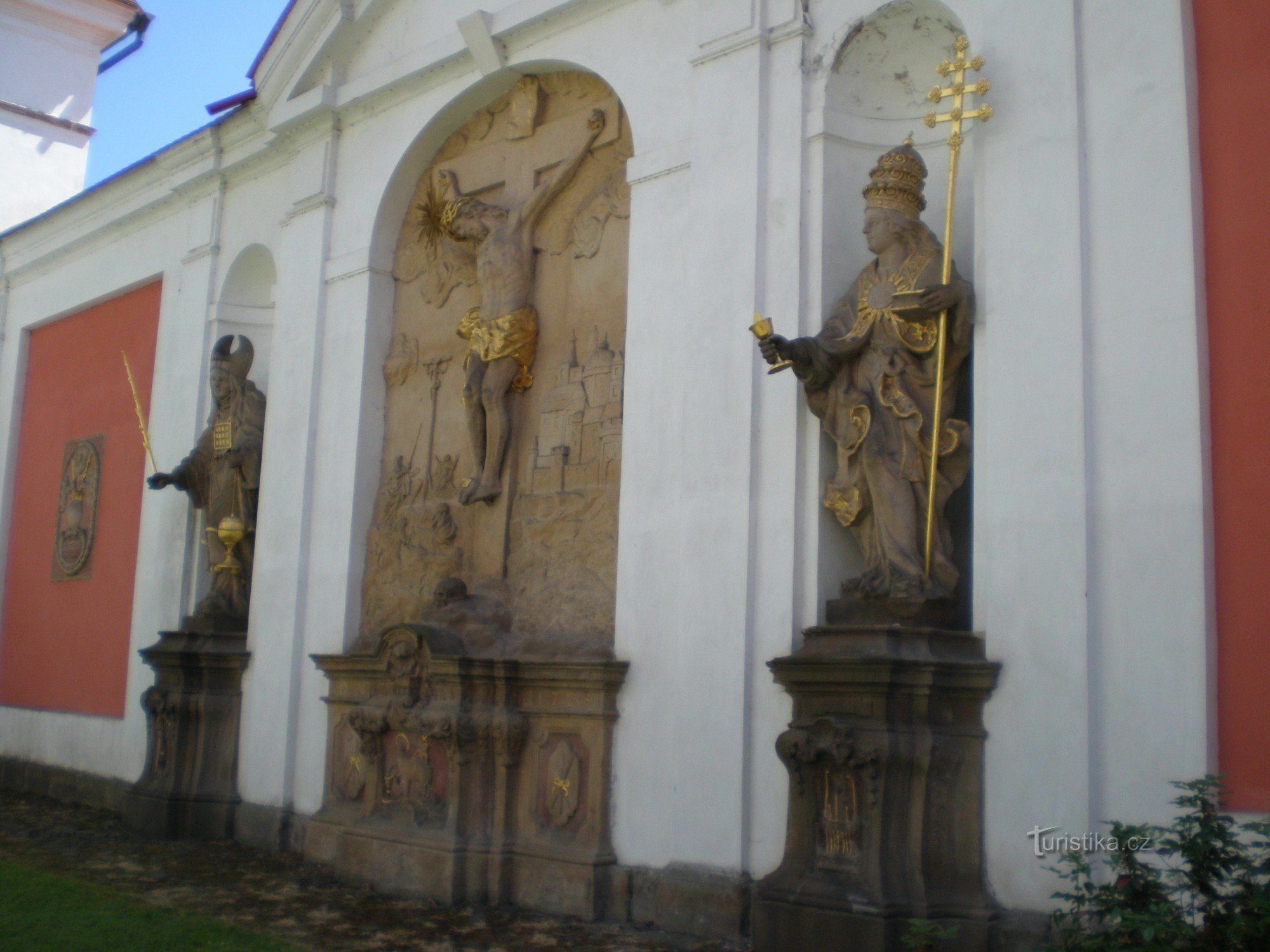 Samostan Broumo
