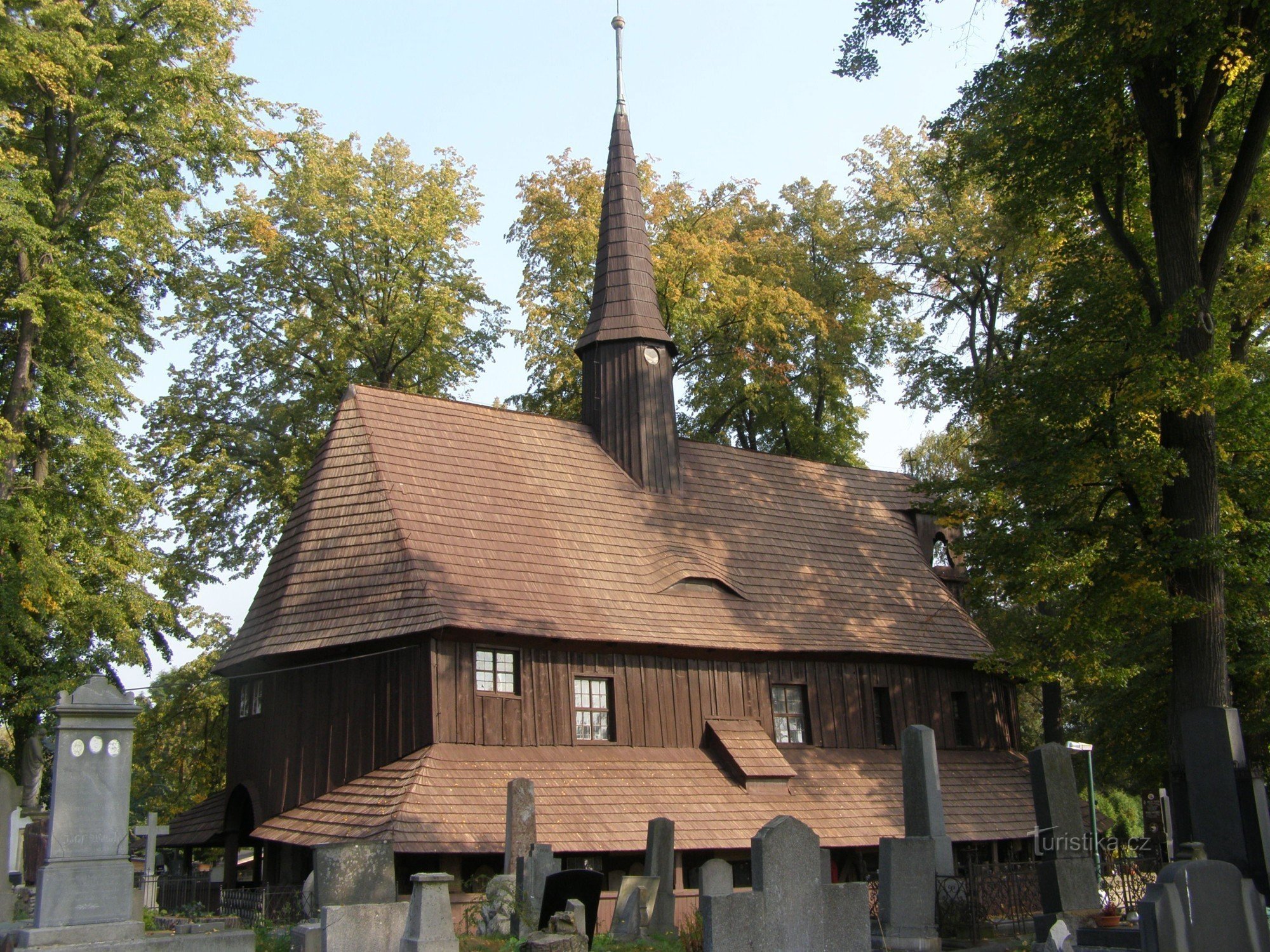 Broumov - iglesia de madera de St. Virgen María