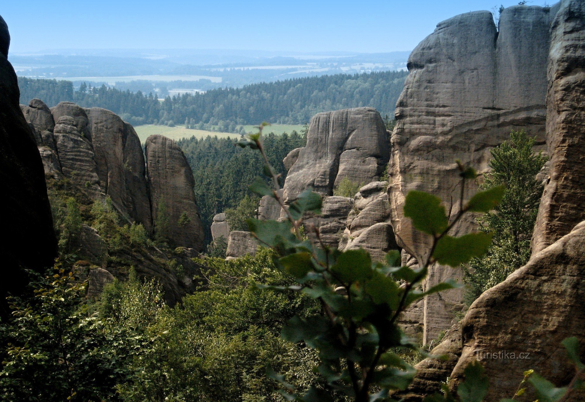 Through the Broumovský walls to the rock mushrooms