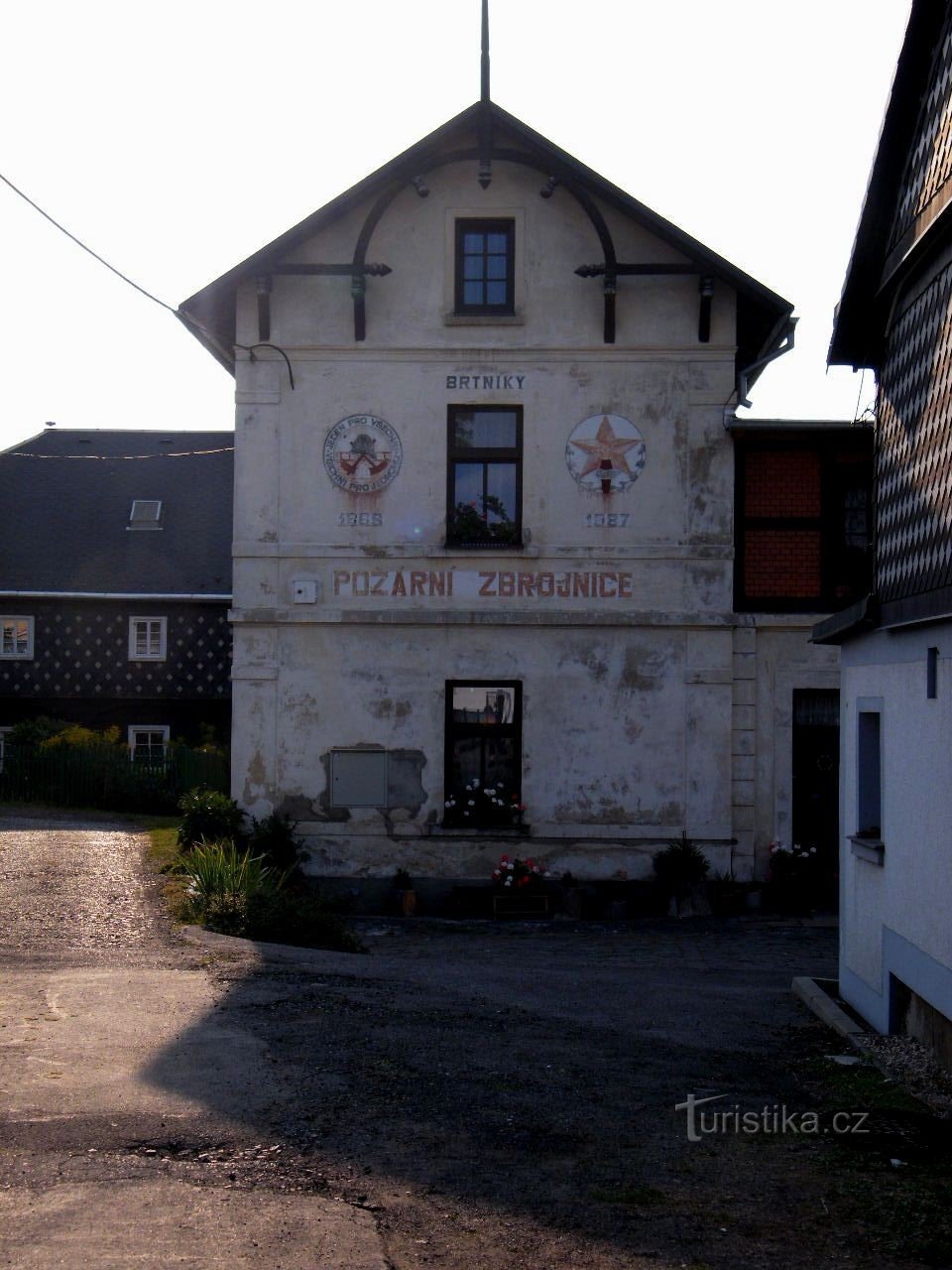 Brtníky, fire station