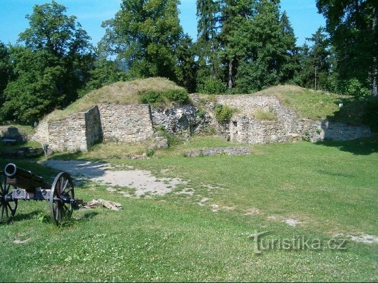 Castillo de Brum