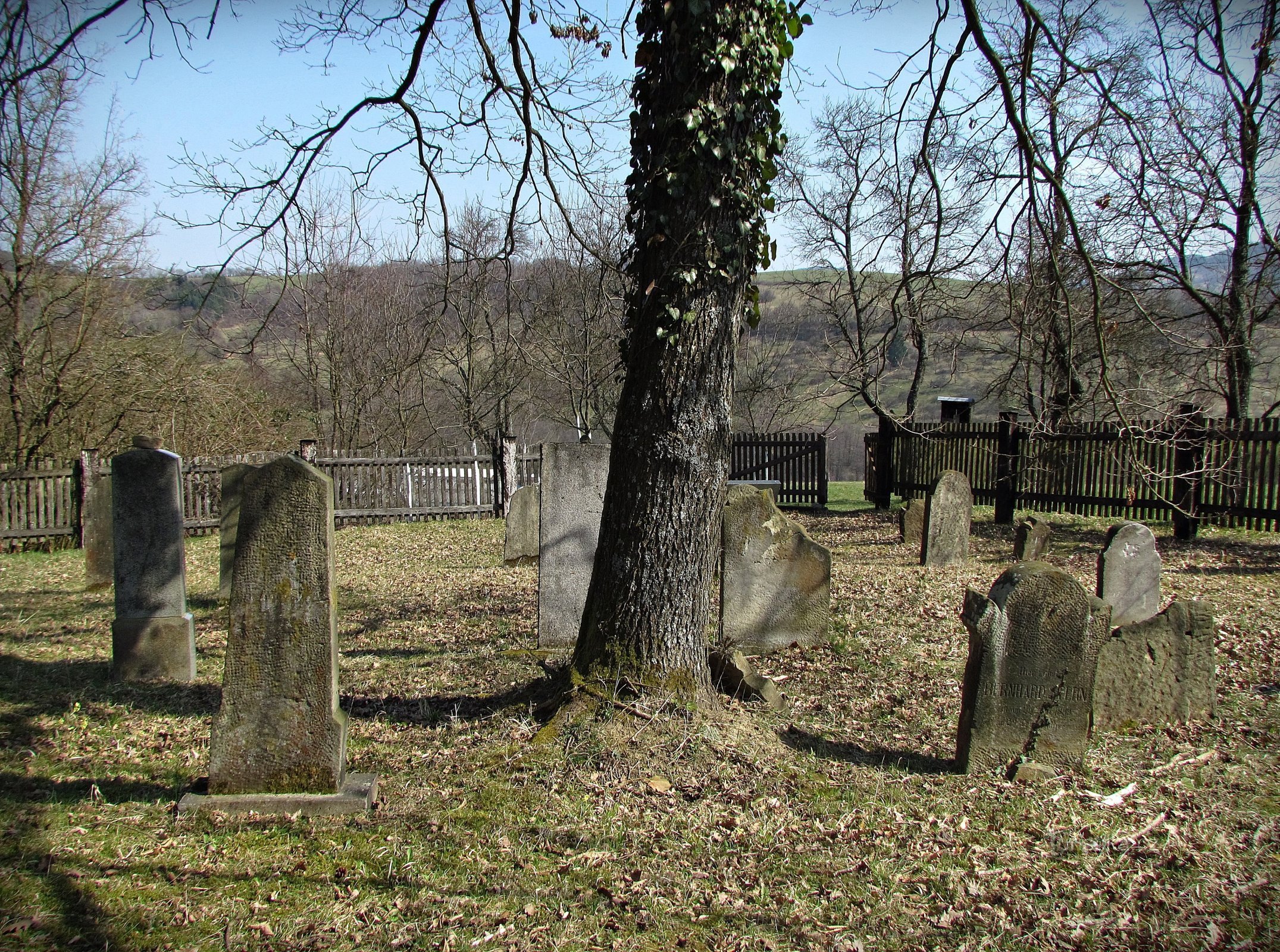 Брумовское еврейское кладбище