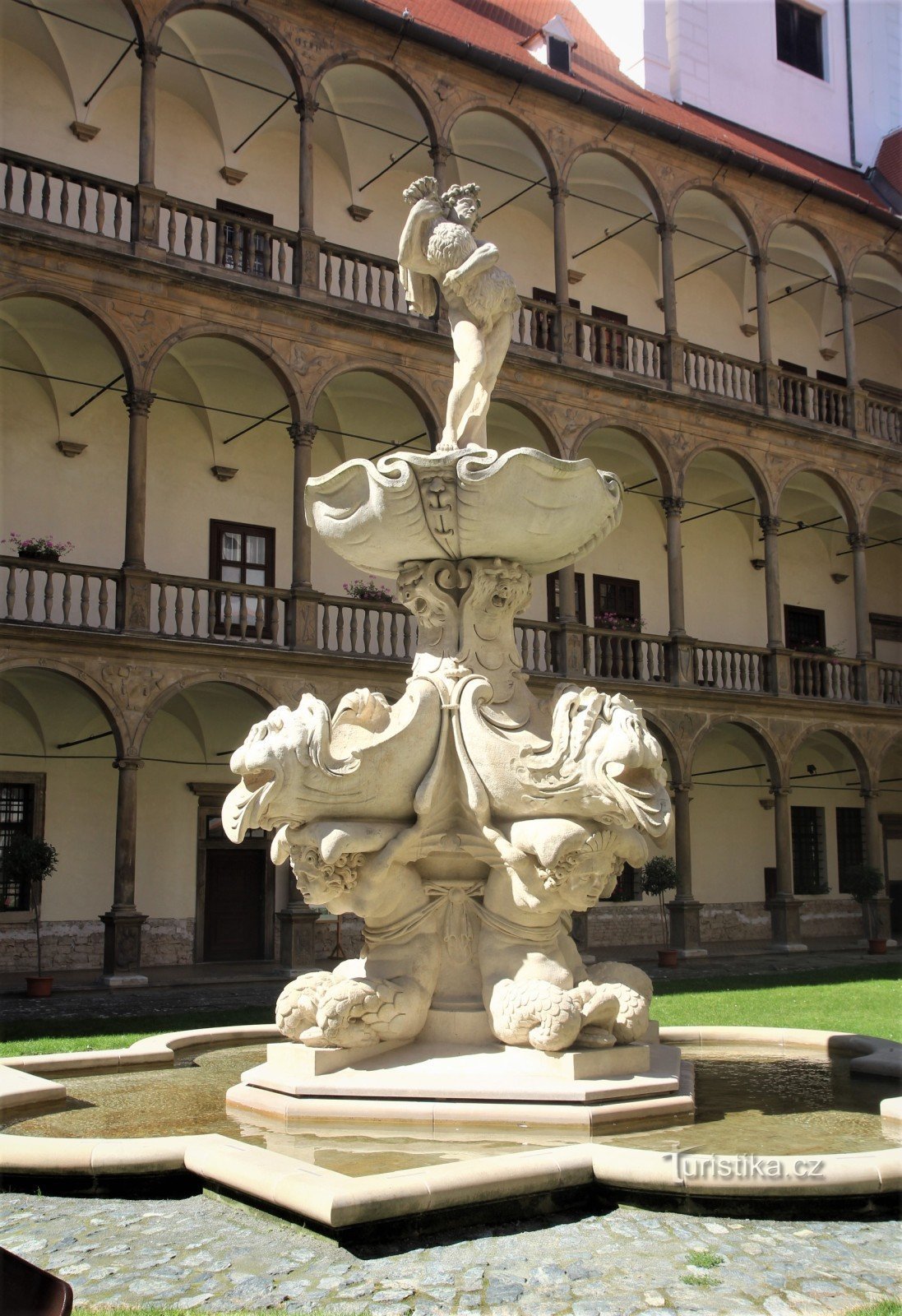 Bučovice - castle fountain