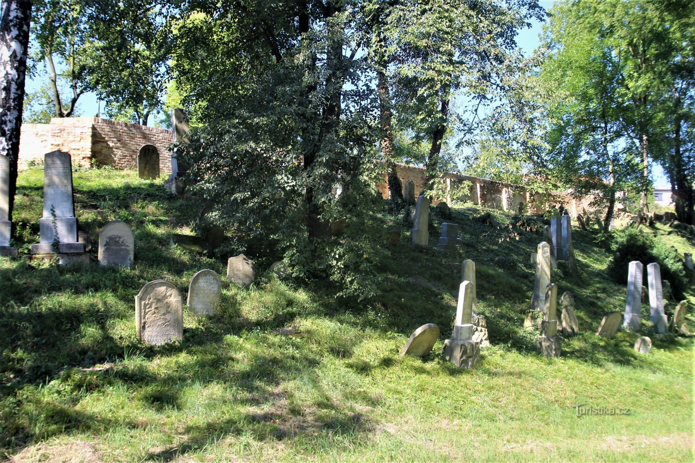 Bučovice - Cimitero ebraico