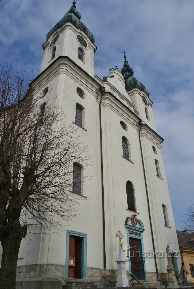 Budišov nad Budišovka - Костел Успіння Діви Марії