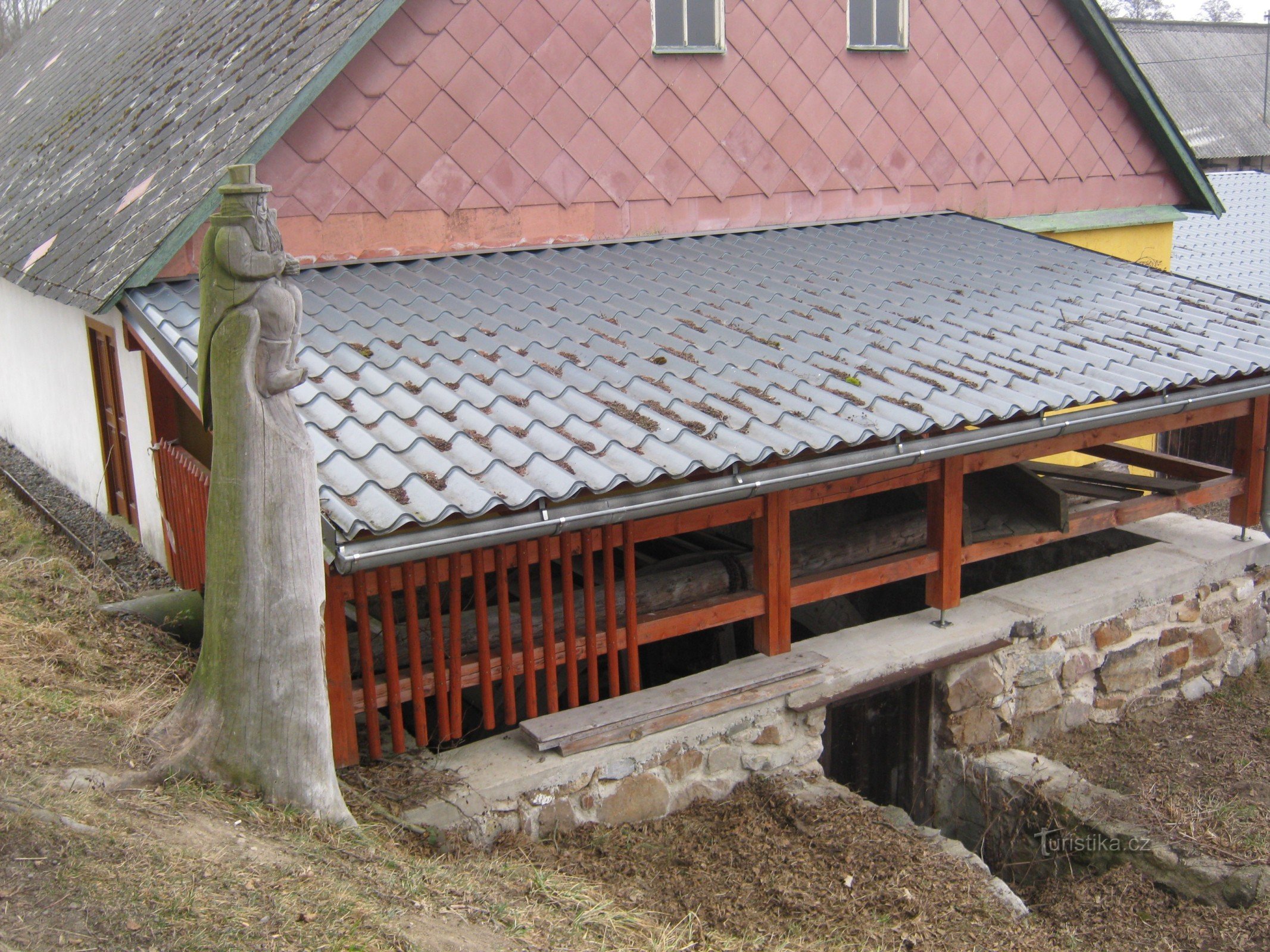 L'ancien bâtiment du moulin