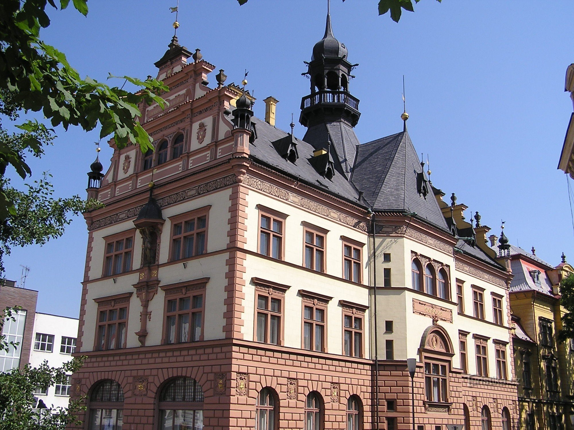 bâtiment du musée