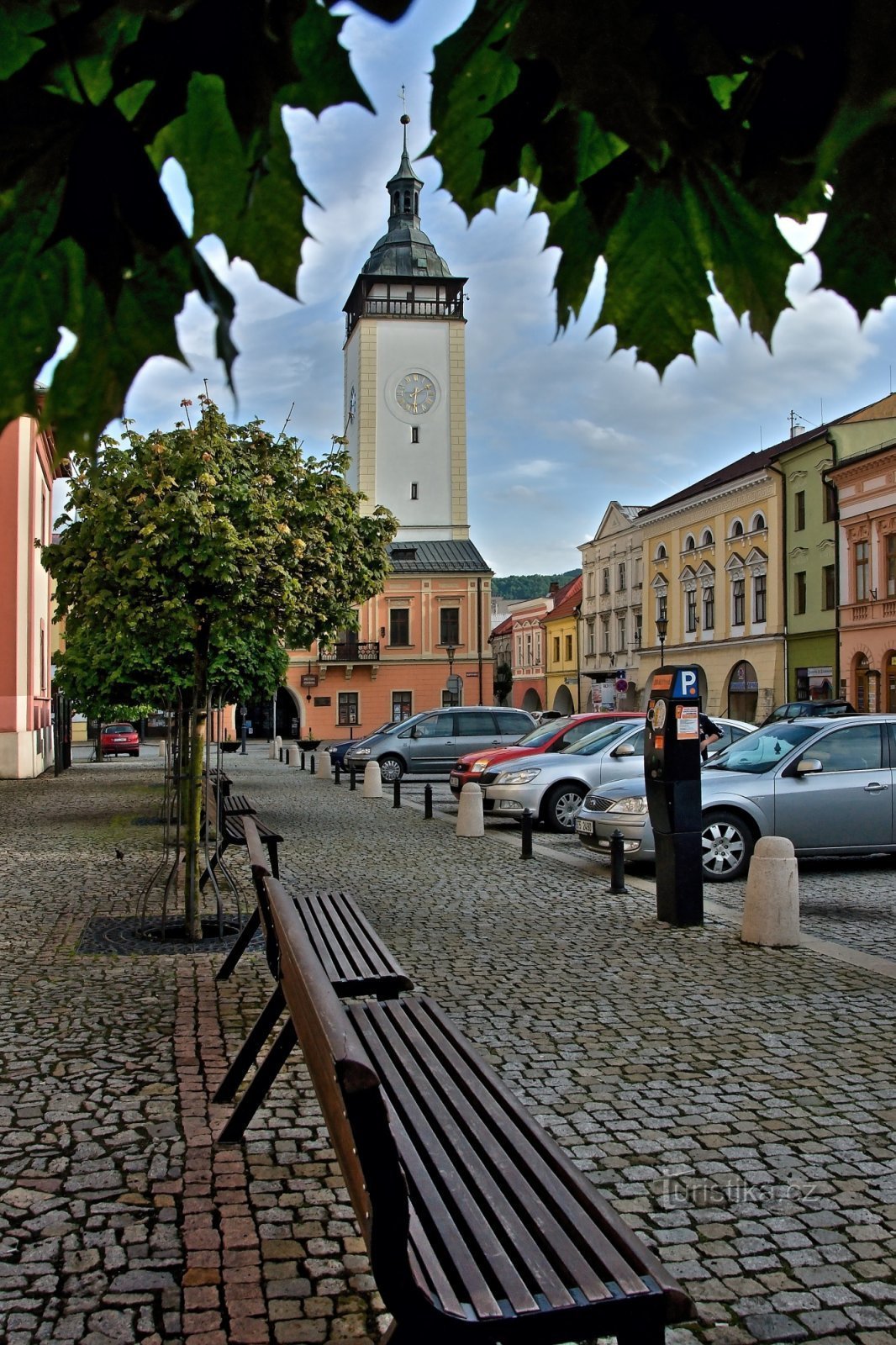 byggnaden av det gamla rådhuset i Hranice - J. Necid