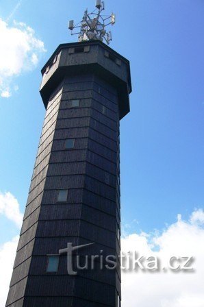 Bumbalka (avtobus) - razgledni stolp - Třeštík - vrh Vysoká - Janíková Louka - zgornji Bečv