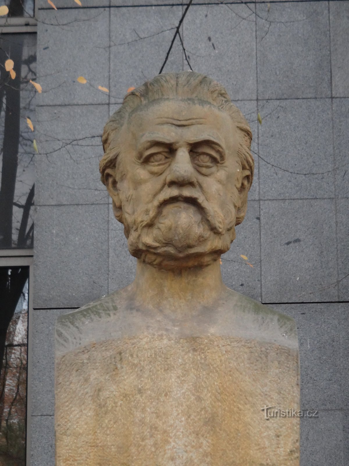 bustul lui Bedřich Smetana