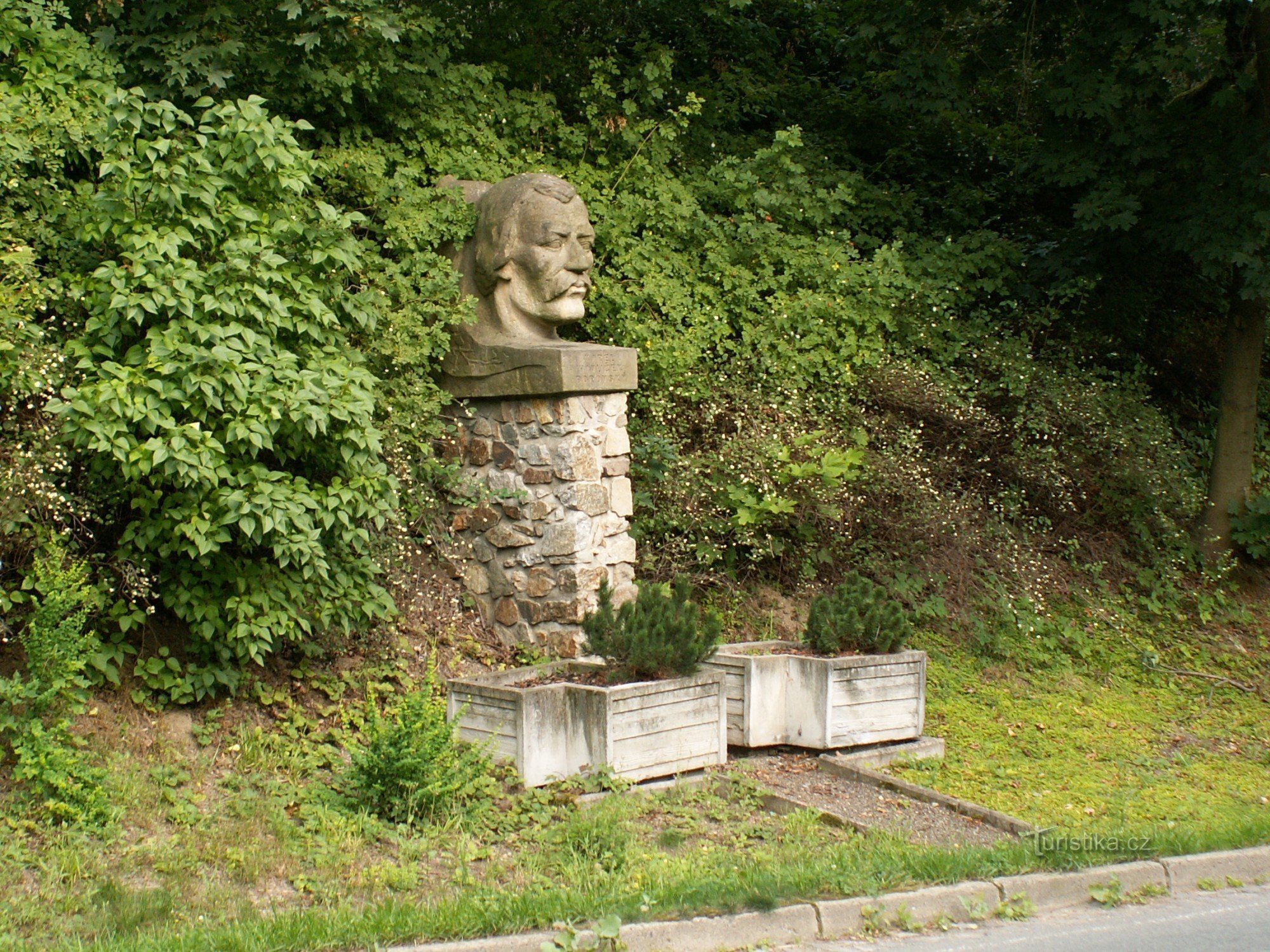 Buste af Karel Havlíček Borovský