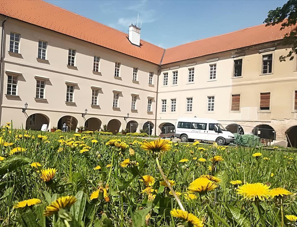 Schloss Bustěhrad