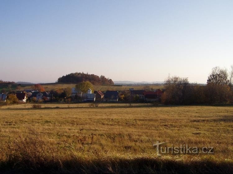 Býkov Láryšov: widok z okolicy