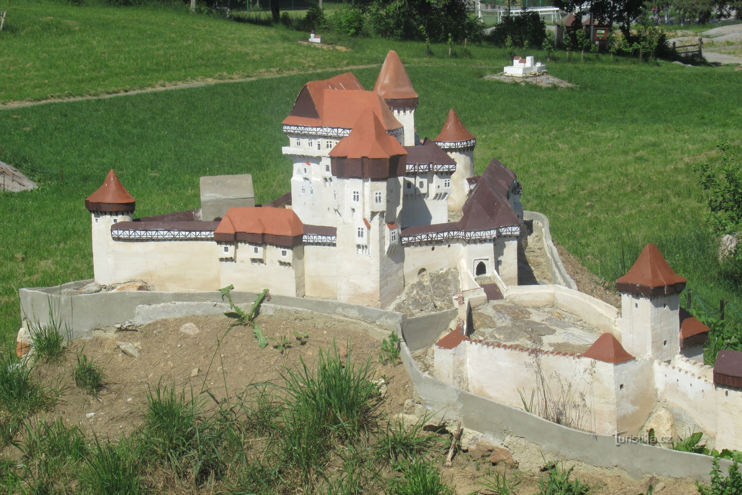 Bystřice nad Pernštejnem - công viên tiểu cảnh