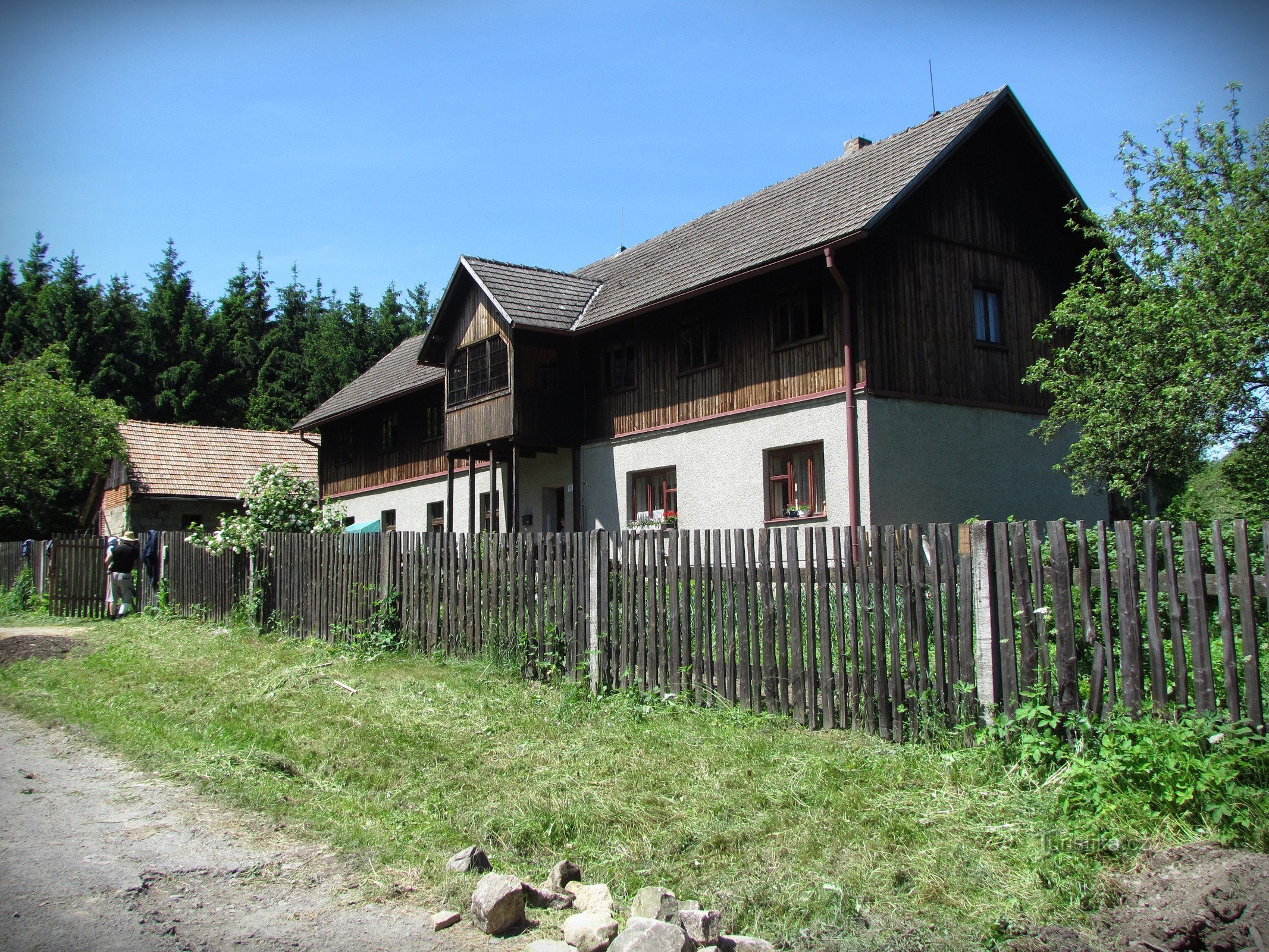 voormalige pub en wildreservaat in Vlčák