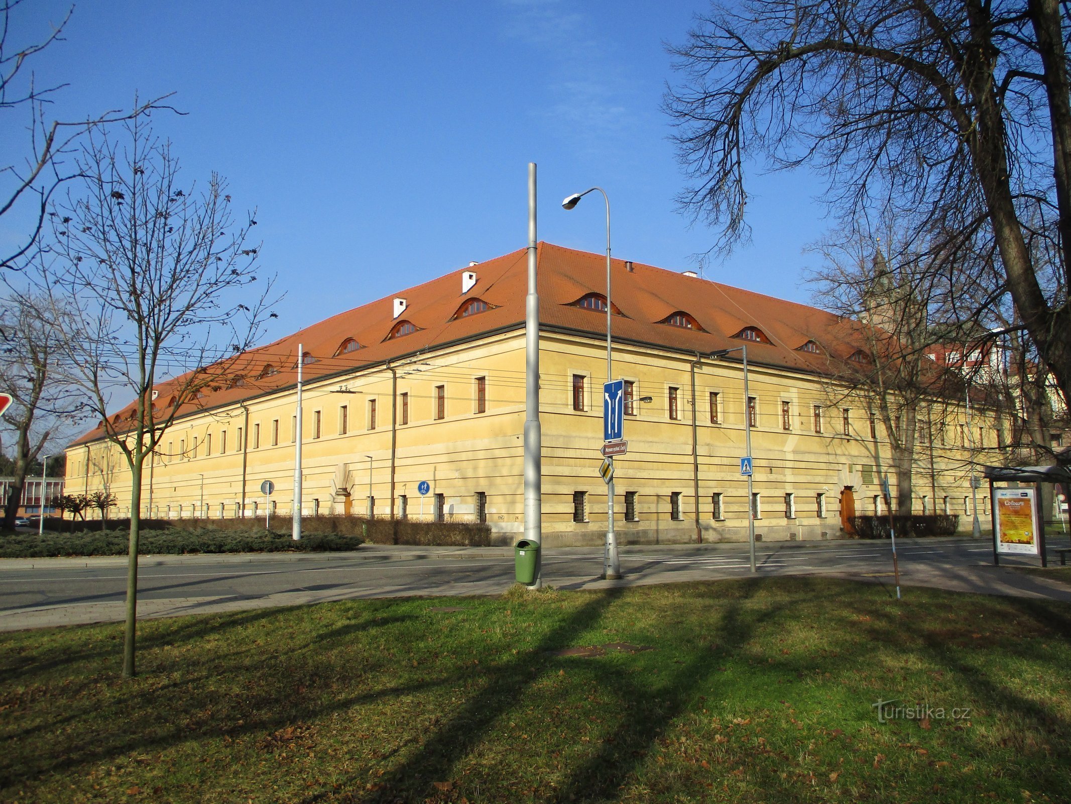 Antiguo cuartel de caballería (Hradec Králové, 9.2.2020 de febrero de XNUMX)