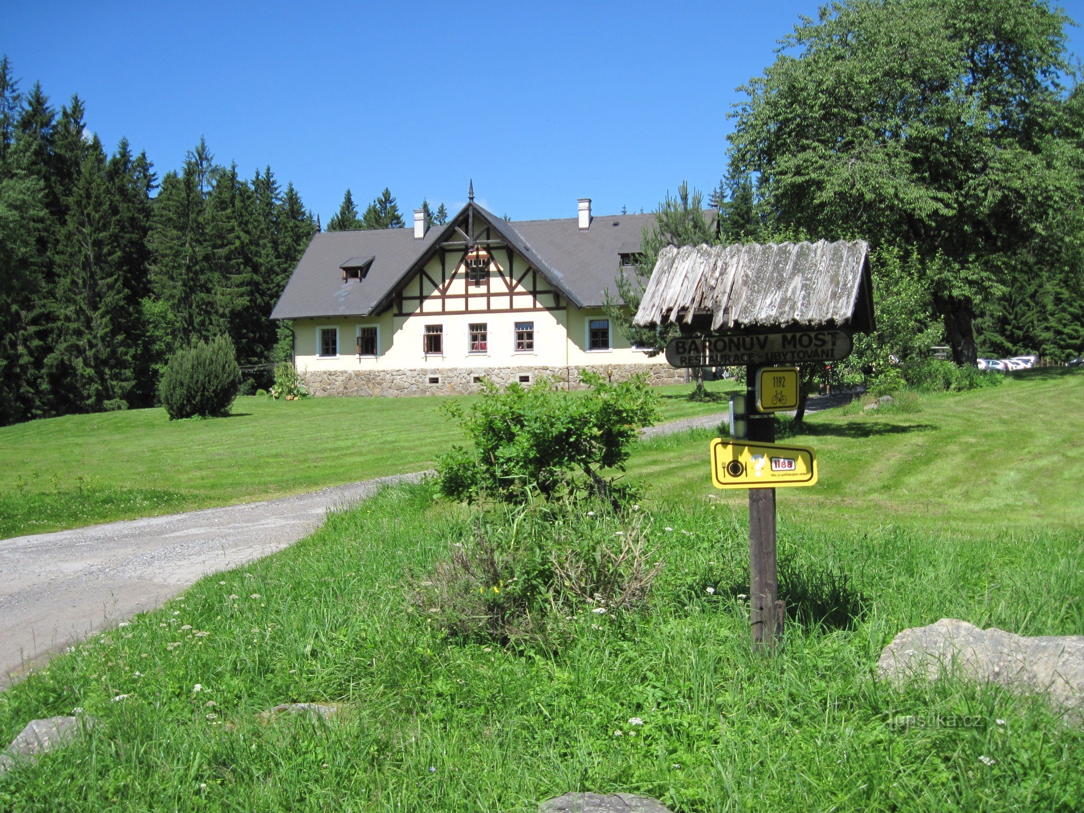 Bývalá myslivna dnes penzion Baronův most