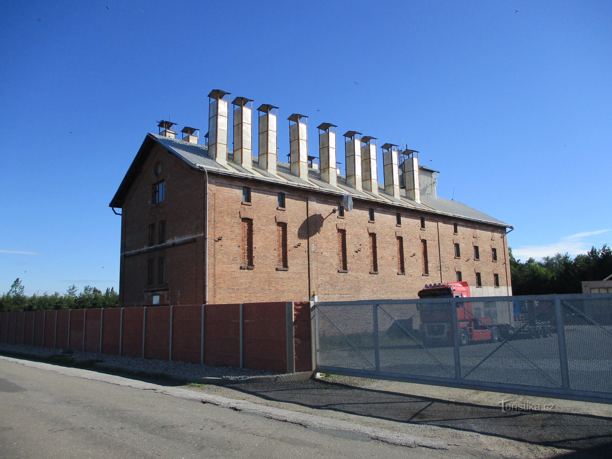 Former dryer (Bydžovská Lhotka, 5.7.2020/XNUMX/XNUMX)