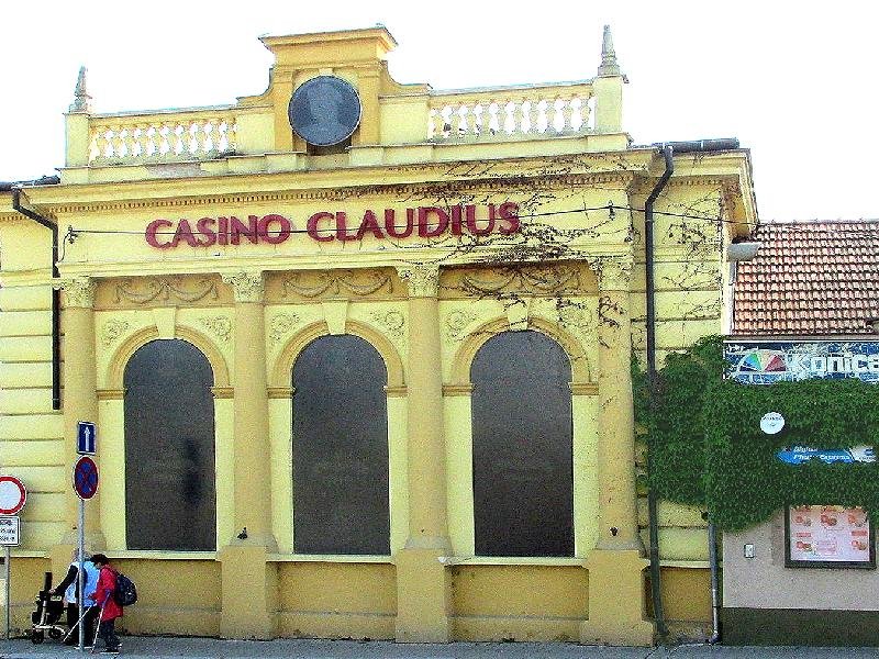 bývalá tělocvična a kino