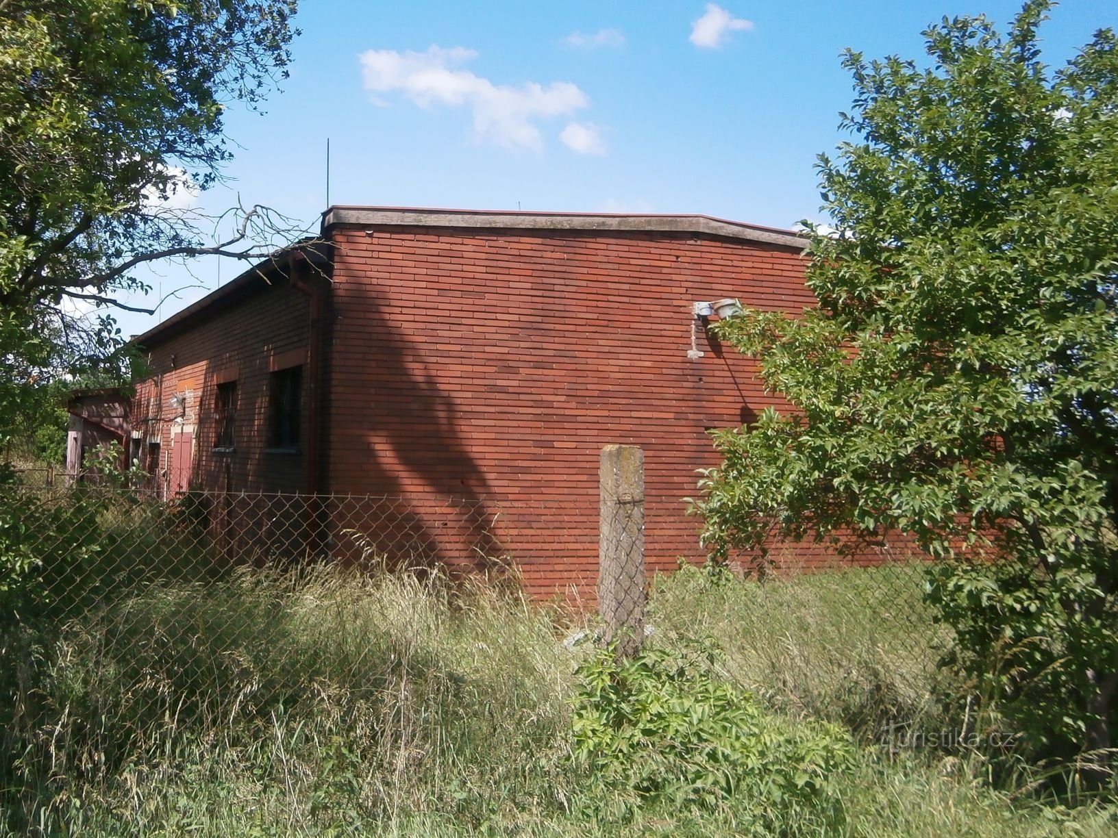 Το πρώην υδραγωγείο στο Plácky u Labe (10.6.2017 Ιανουαρίου XNUMX)