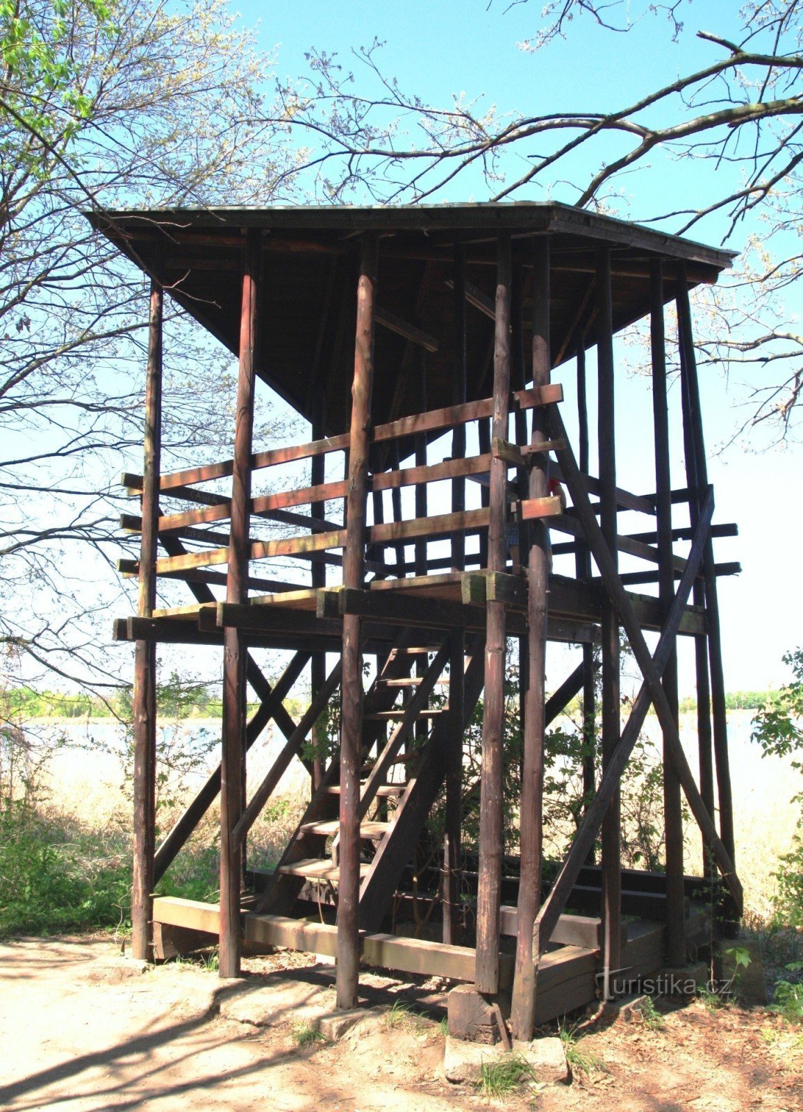 A antiga torre de observação na parada nº 12