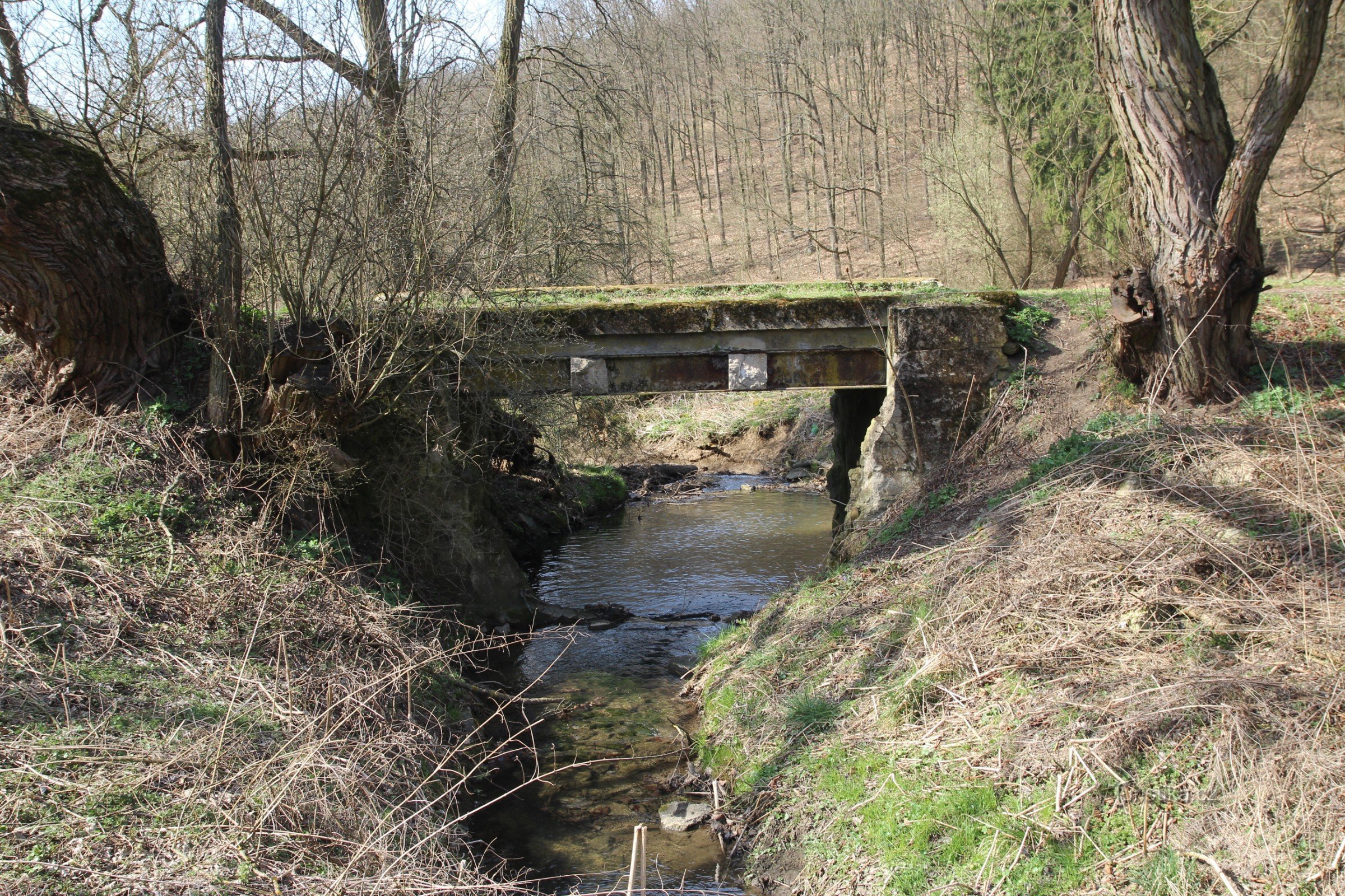 Antigua línea de ferrocarril Kuřim - Veverská Bítýška