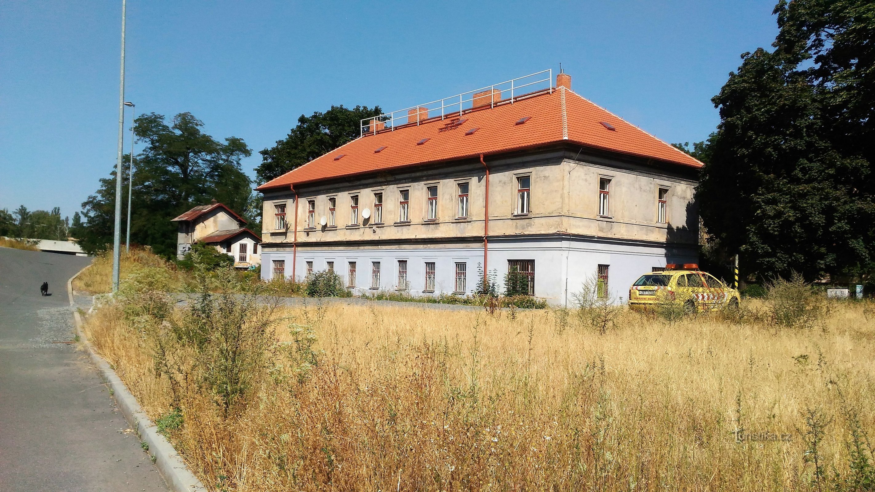 Dawny dworzec kolejowy Pragi - Bruska dorożką.