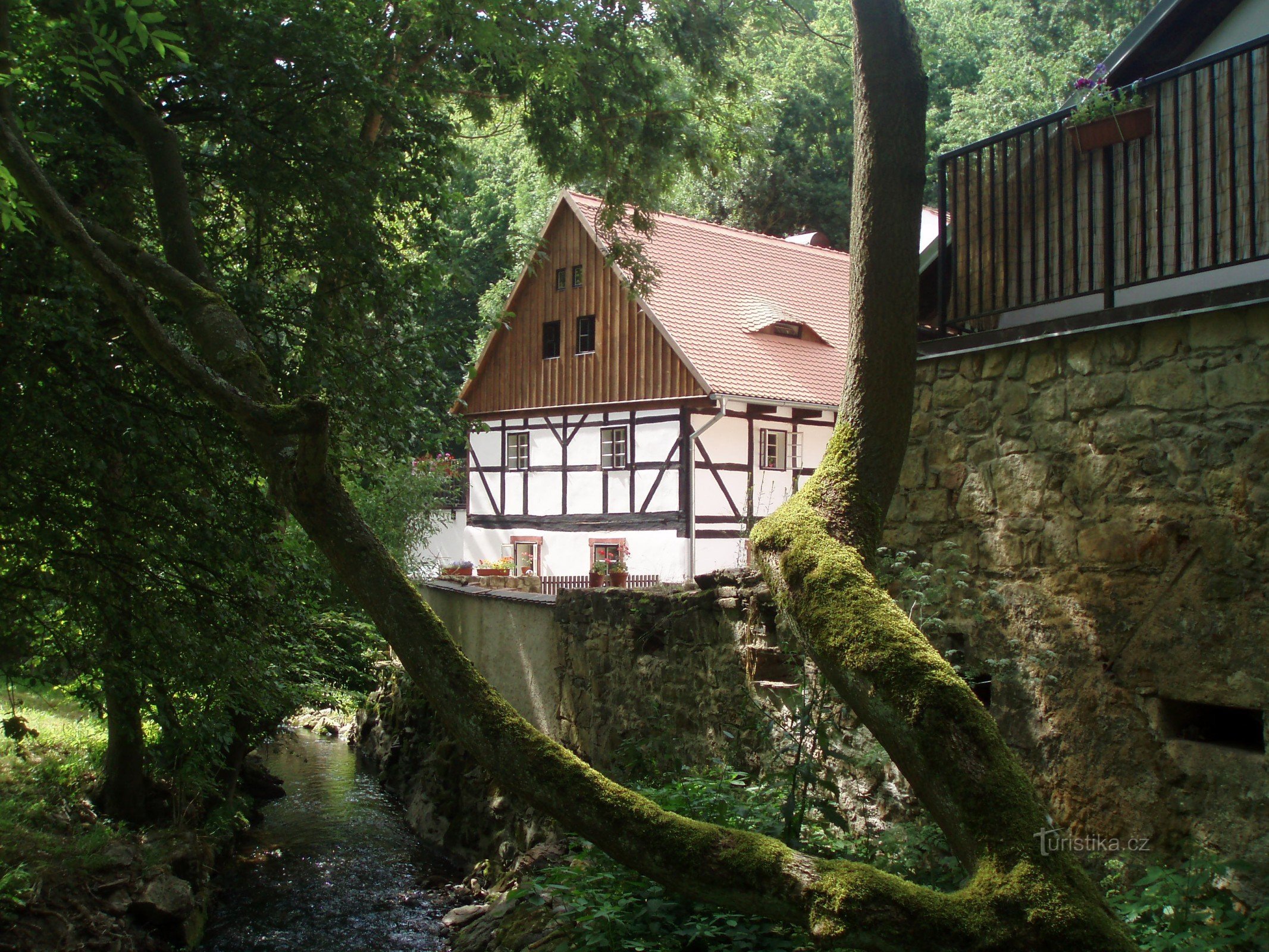 The former mill in Opárenské údolí