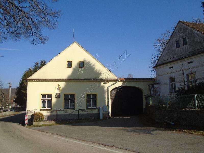 bývalý svobodnický dvůr Lexů
