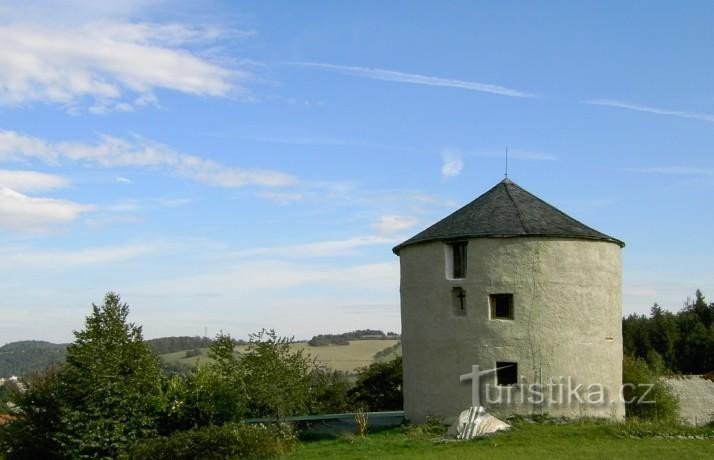 Ancien moulin à vent Lichnov