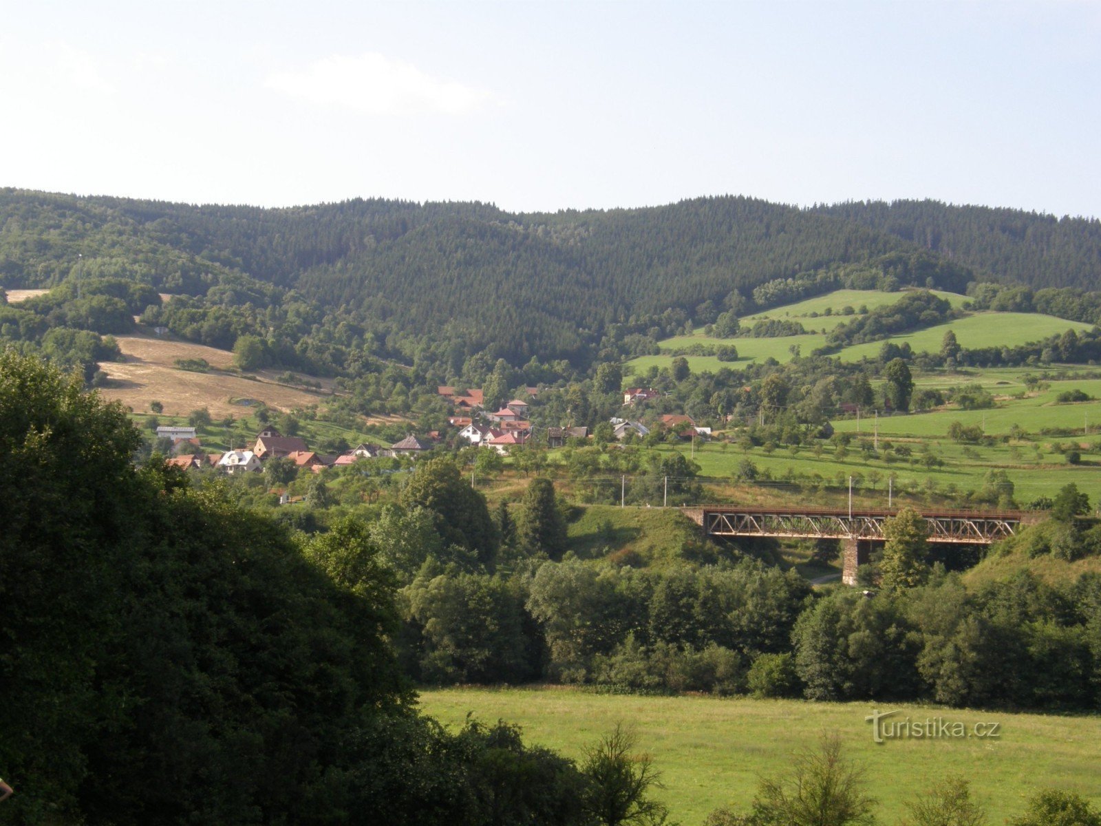 Een deel van het dorp Lužná