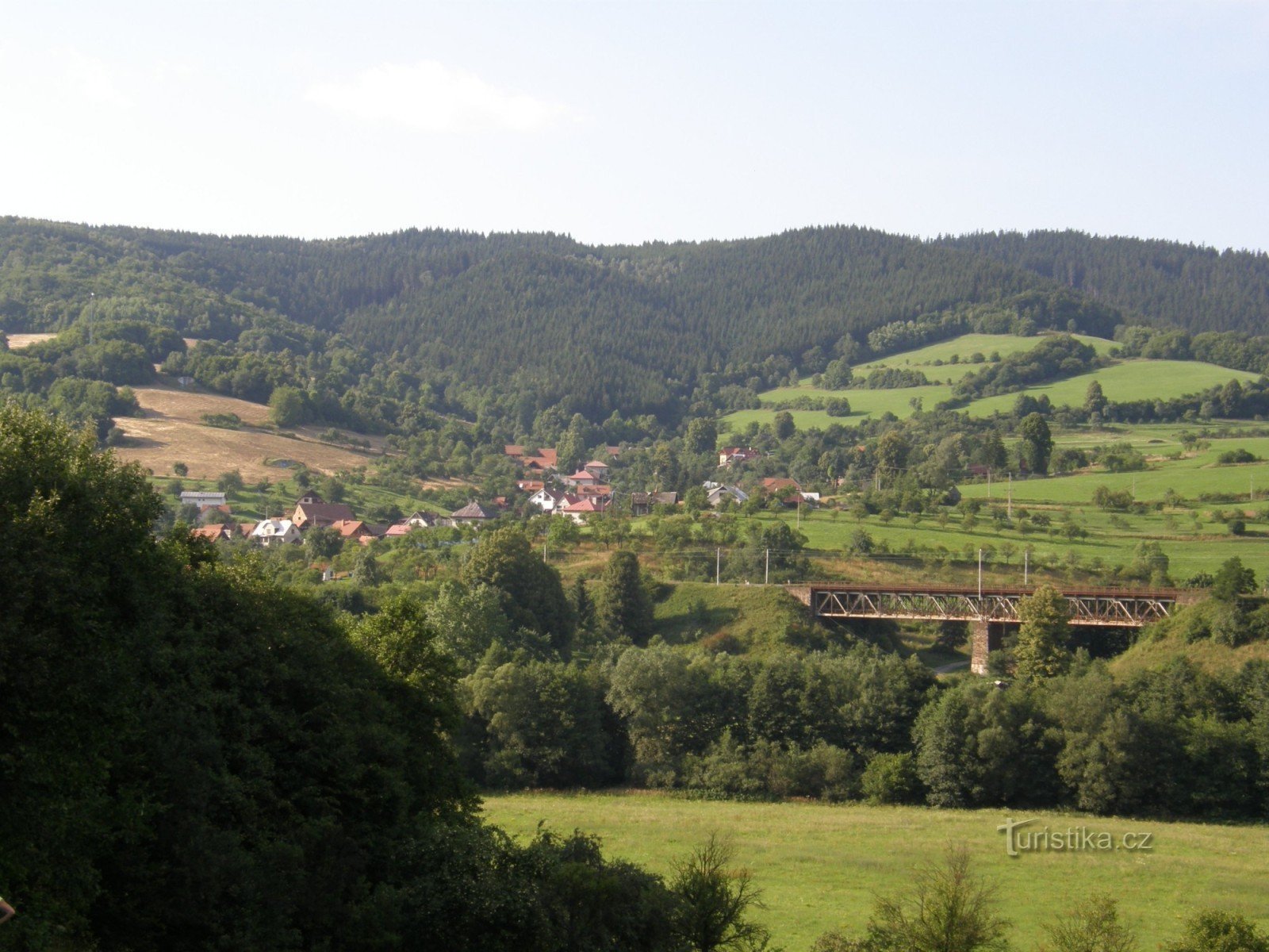 Parte da aldeia de Lužná