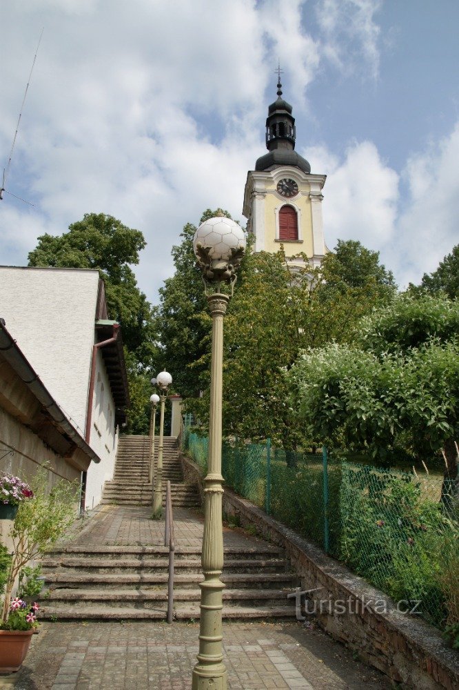Častolovice - under kirken