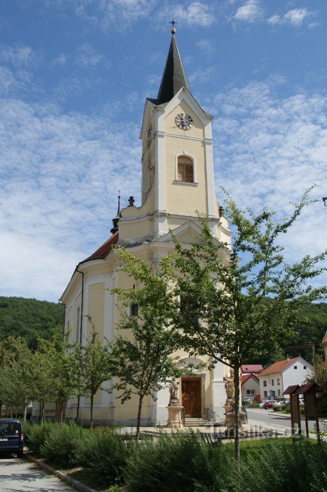 Čechy pod Kosířem – kostel sv. Jana Křtitele