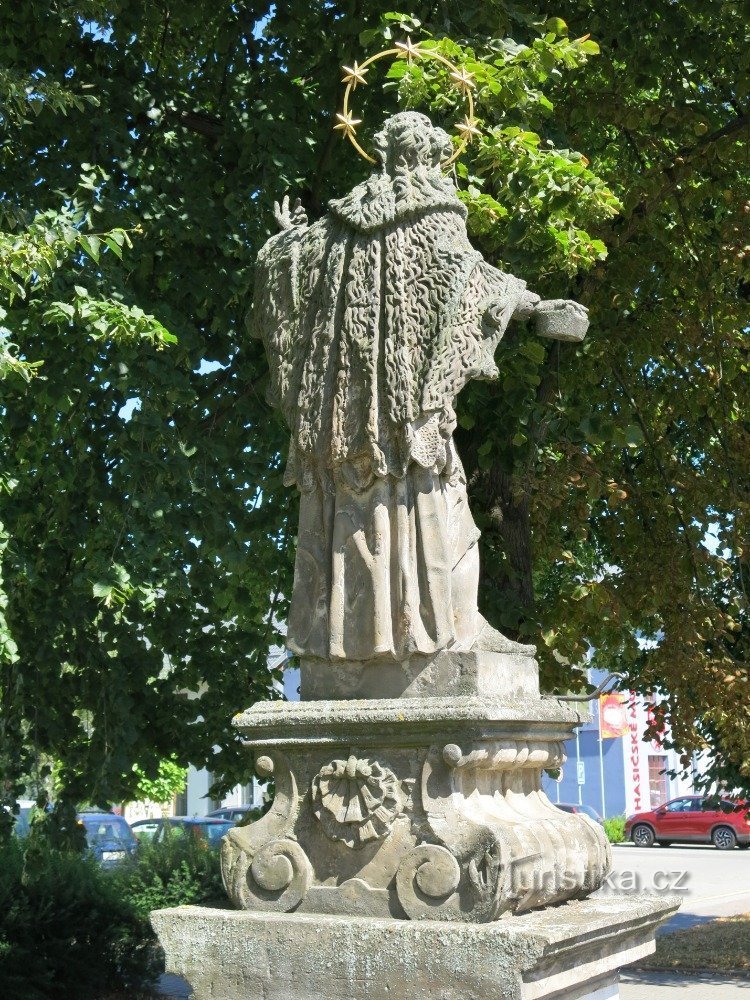 Bøhmen under Kosíř - statue af St. Jan Nepomucký