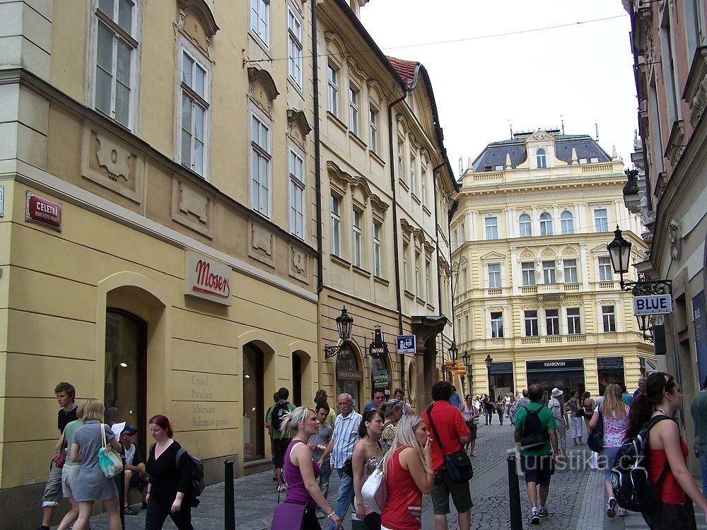 Toată strada