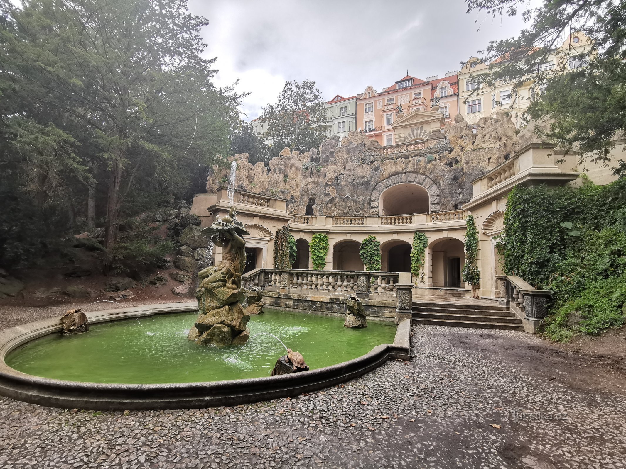 general view of the grotto - this is how we saw it when we came to it from the park