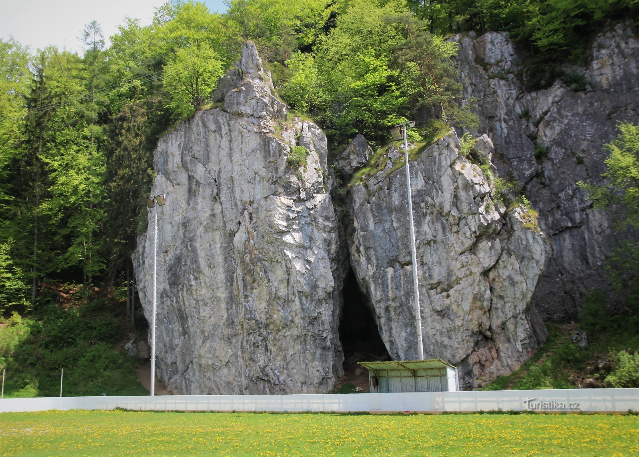 Gesamtansicht beider Felsen