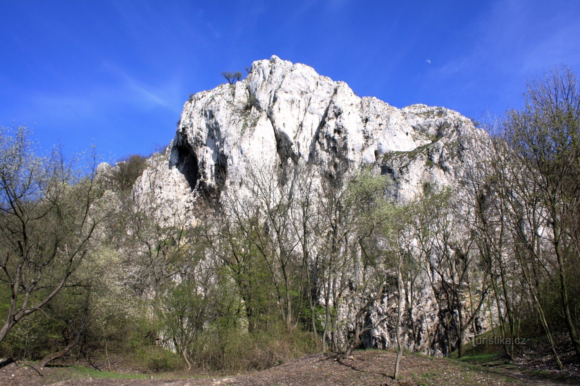 Splošni pogled na skalni masiv Martinka
