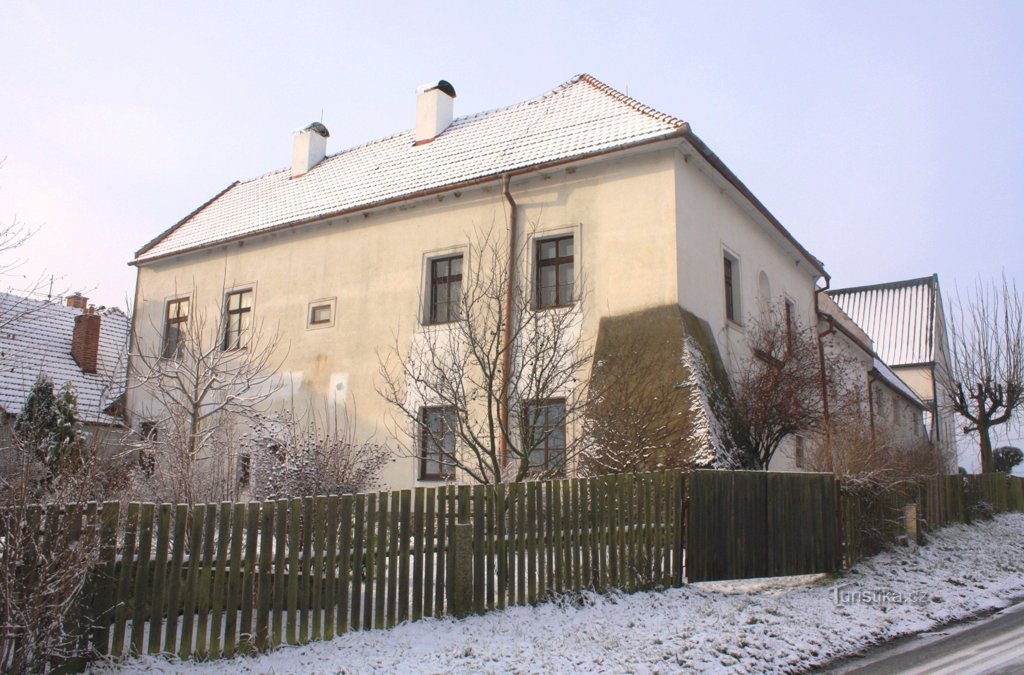 Frontalansicht der ehemaligen Festung