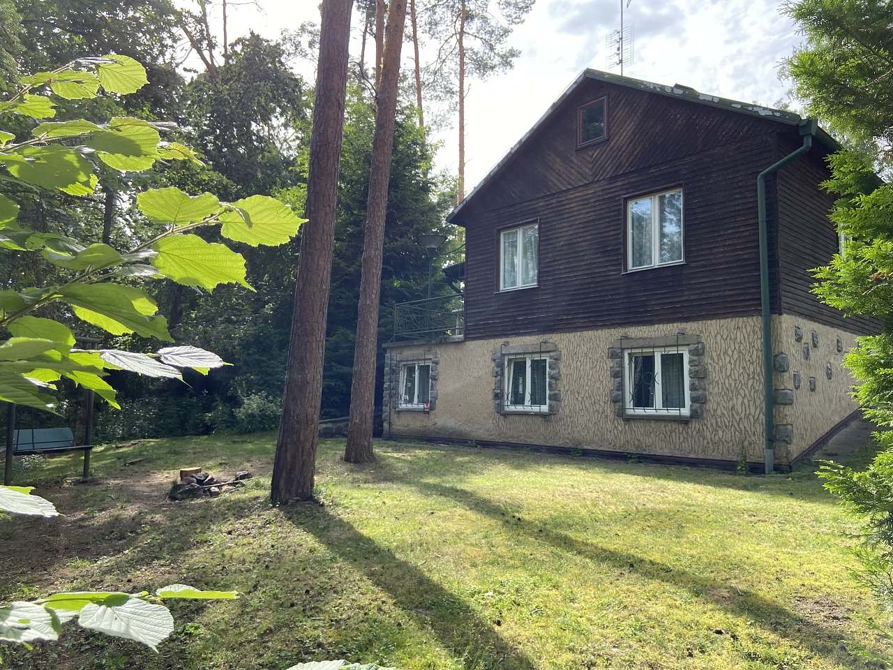 čelní pohled zprava